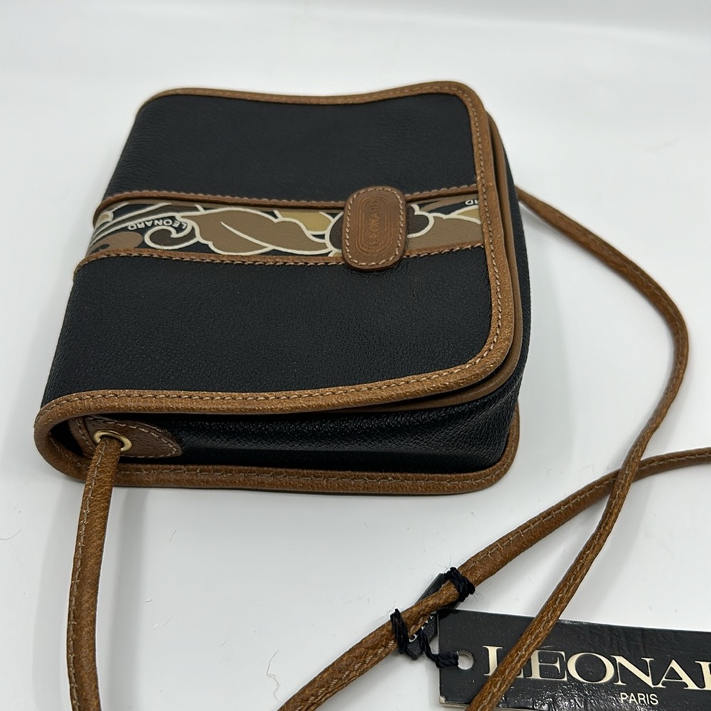 Authentic Leonard Paris N.C. 19294 sling Bag crossbody bag Made in Italy - Picture 5 of 13